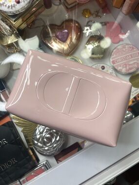 BN Dior dusty ballet pink patent pouch
